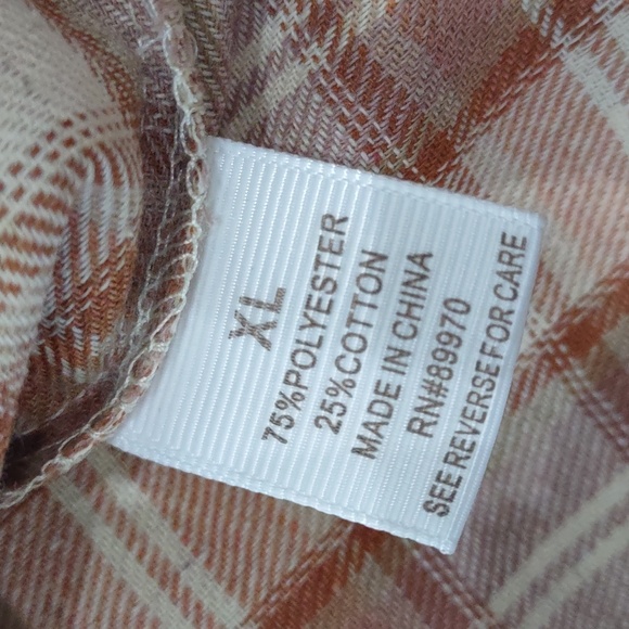 EDEN & OLIVIA LONG SLEEVE T-SHIRT. - Picture 17 of 17